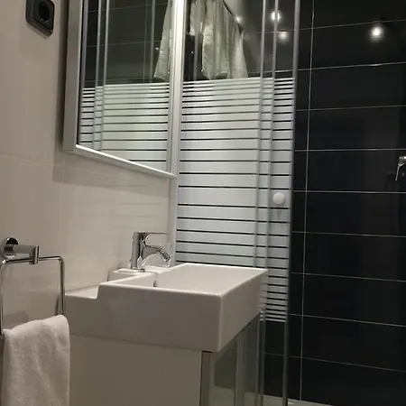 Marbel 2 Apartment *